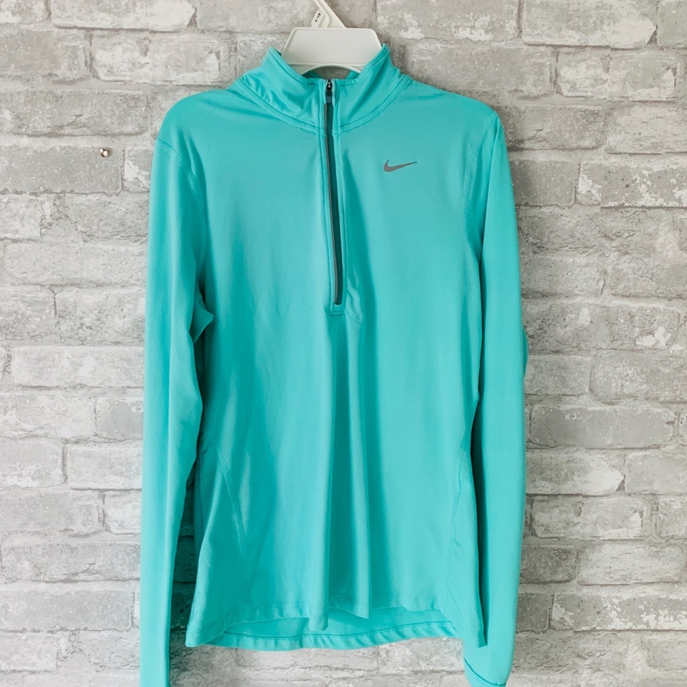 Nike half-zip